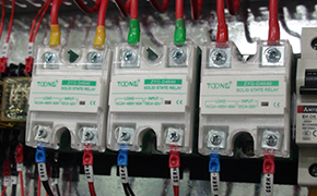 紫外耐氣候試驗箱電子元器件